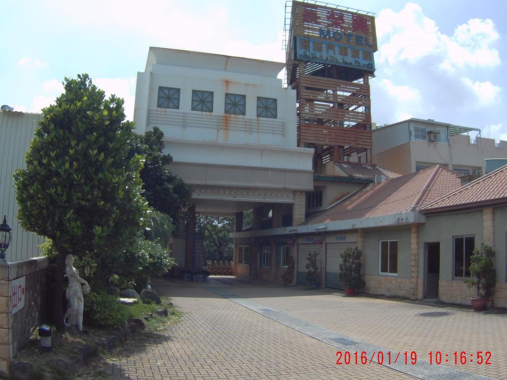 チャンシン ビジネス モーテル 台南 エクステリア 写真