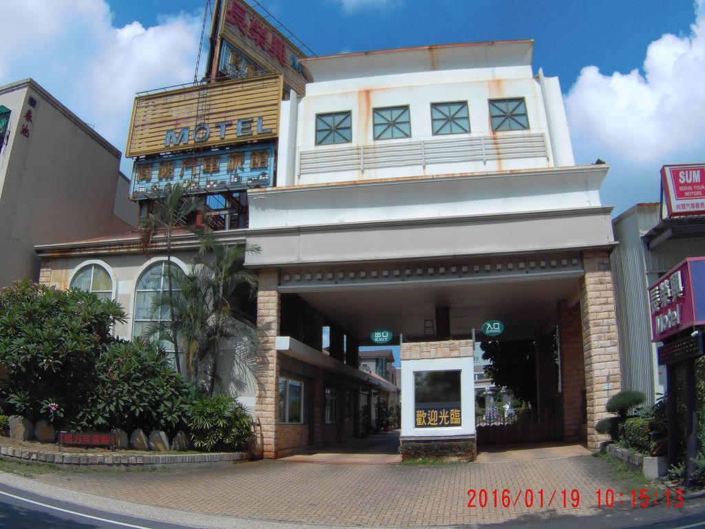 チャンシン ビジネス モーテル 台南 エクステリア 写真